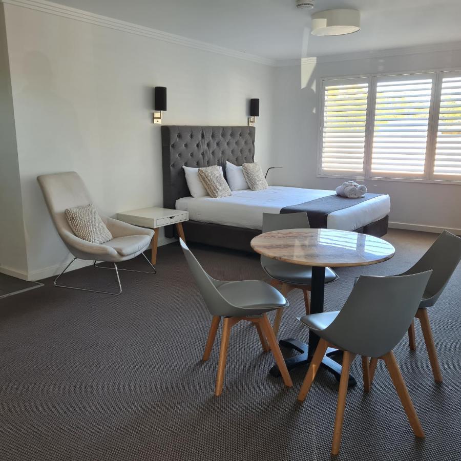 Quays Hotel Batemans Bay Extérieur photo