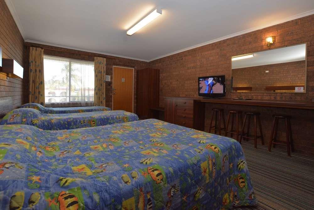 Quays Hotel Batemans Bay Extérieur photo