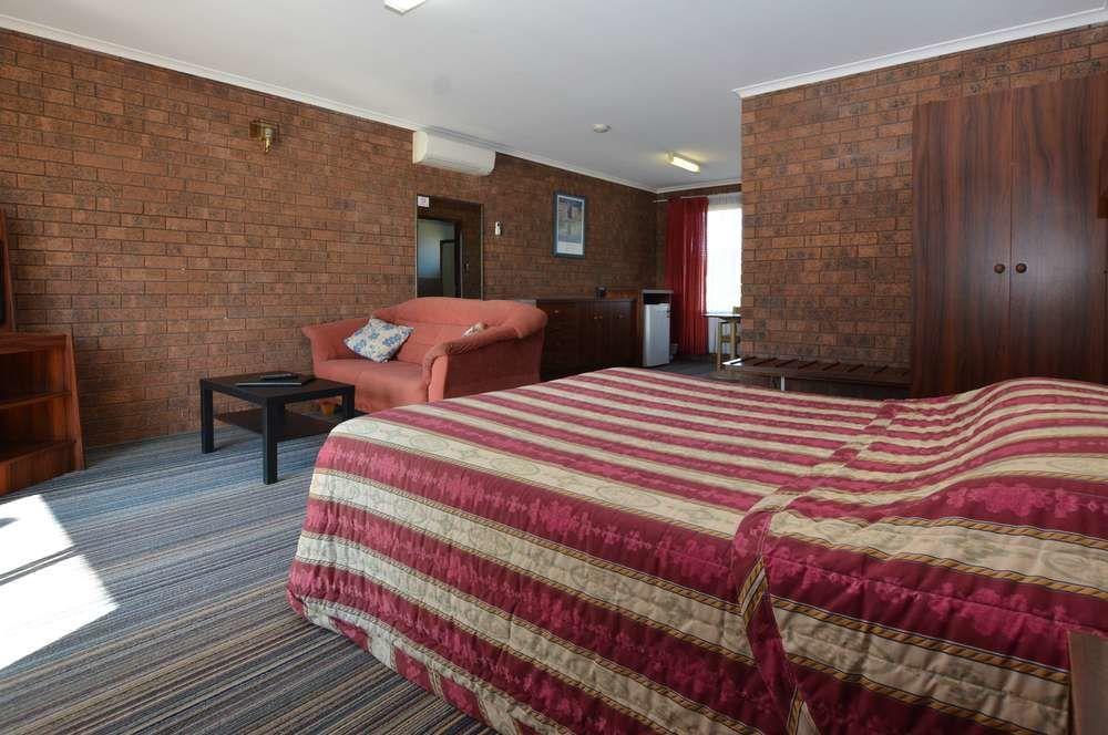 Quays Hotel Batemans Bay Extérieur photo