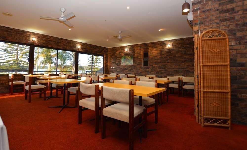Quays Hotel Batemans Bay Extérieur photo