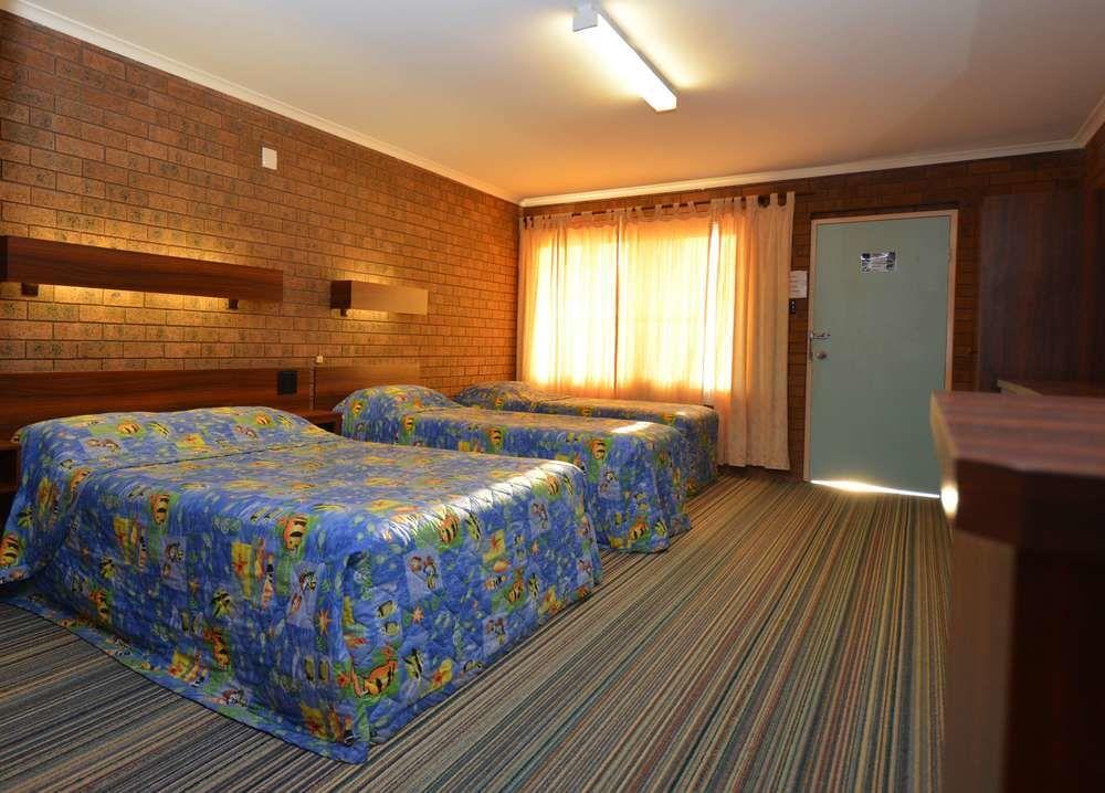 Quays Hotel Batemans Bay Extérieur photo
